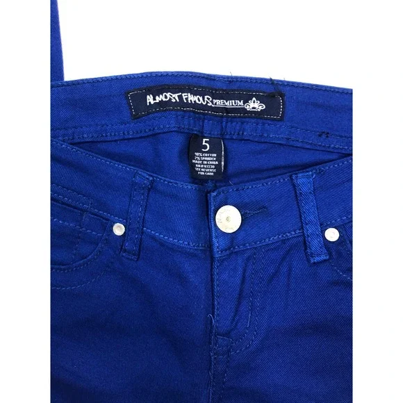 ALMOST FAMOUS Premium Juniors Size 5 Jeans Blue - Picture 2 of 9